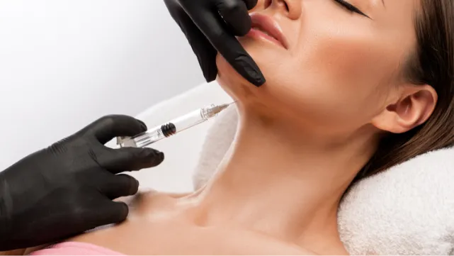 極小の傷口でバレない手術